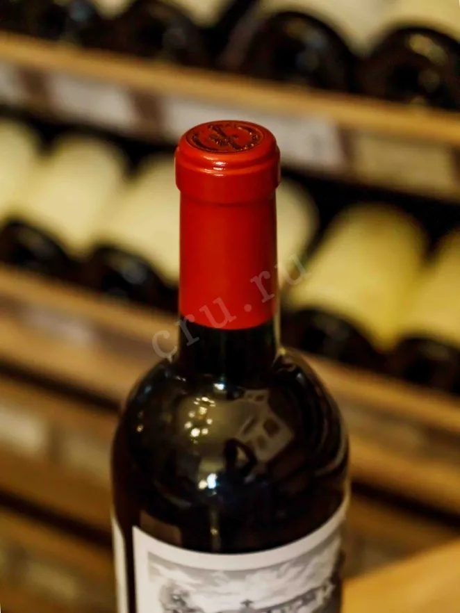 Пробка Chateau Canon 1er Grand Cru Classe Saint-Emilion Grand Cru AOC 2018 0.75 л