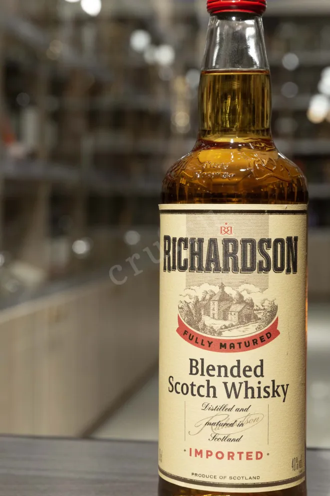 В магазине Крю Профи Richardson 0.7 л