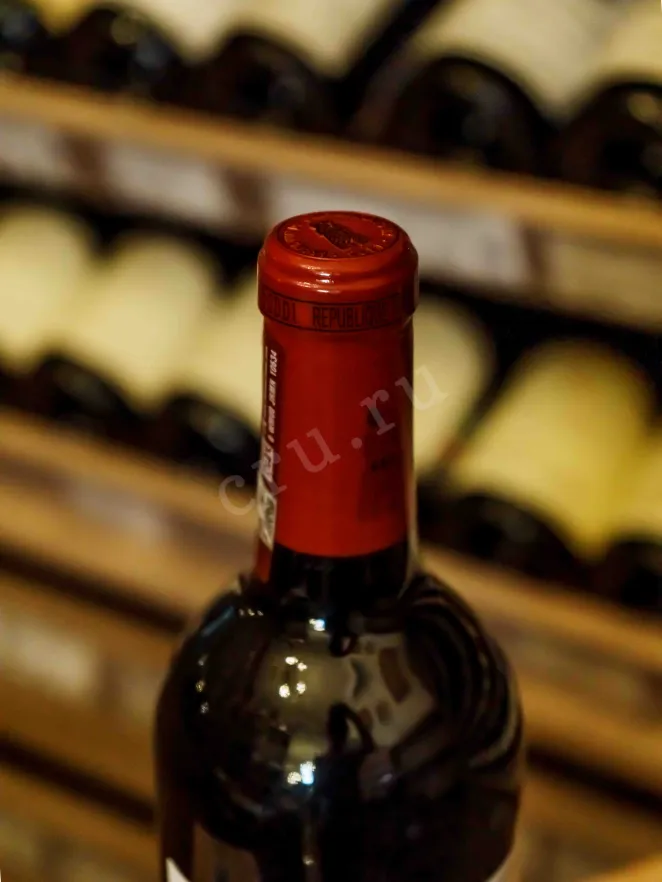 Пробка Chateau Latour 1-er Grand Cru Classe Pauillac 2011 0.75 л