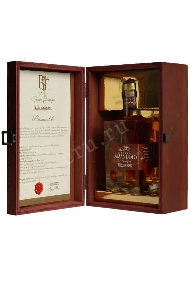 В подарочной коробке Bepi Tosolini Ramandolo Barrique Decanter in wooden box 0.7 л