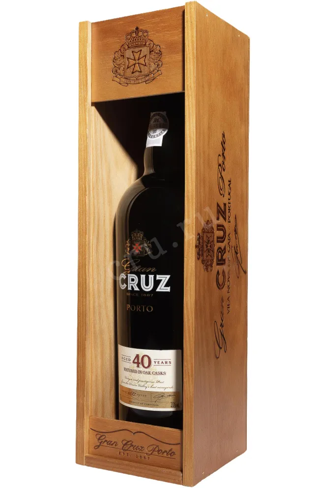 В деревянной коробке Porto Gran Cruz 40 years old in wooden box 1983 0.75 л
