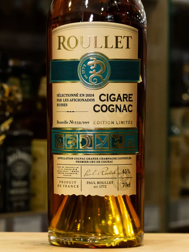 В магазине Крю Профи Roullet Cigare Grand Champagne in tube 0.7 л