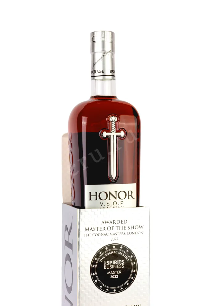 В подарочной коробке Honor VSOP Platinum Edition 0.75 л