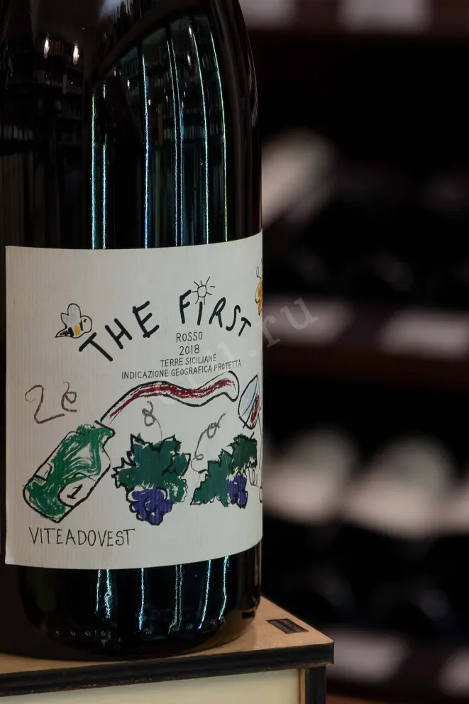 В магазине Крю Профи Viteadovest The First Terre Siciliane Rosso 2018 0.75 л