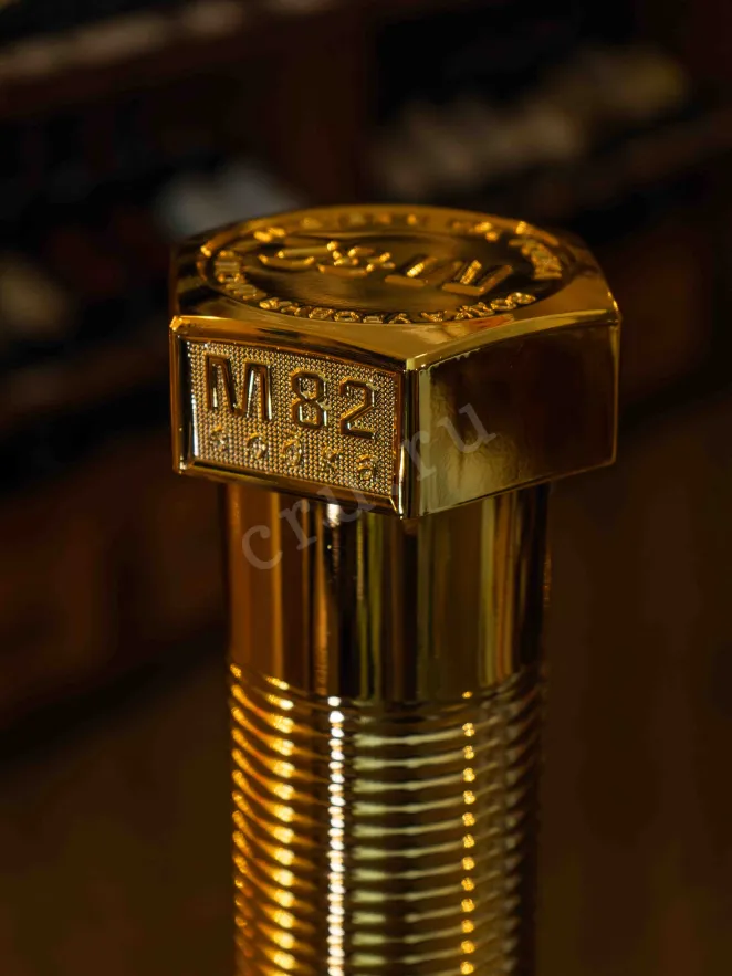 Пробка M 82 - Gold 1 л