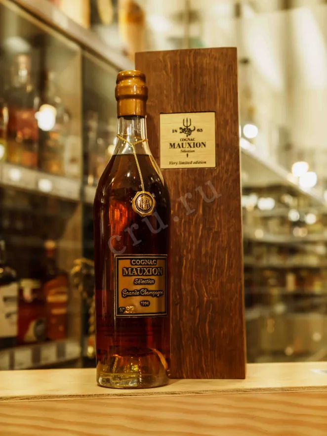 В магазине Крю Профи Mauxion Selection Grand Champagne 1994 0.7 л