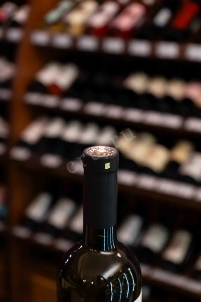 Пробка Voskevan White dry 2019 0.75 л