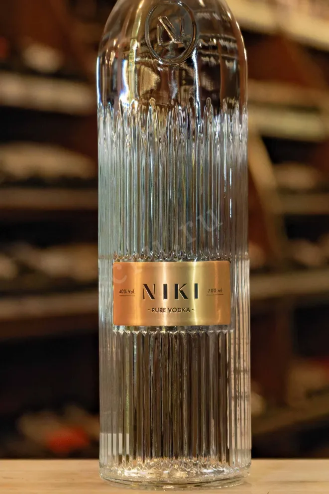 В магазине Крю Профи Niki Pure 0.7 л
