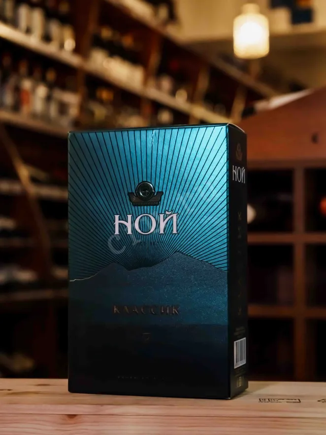 В магазине Крю Профи Noy Classic 7 years 0.7 л