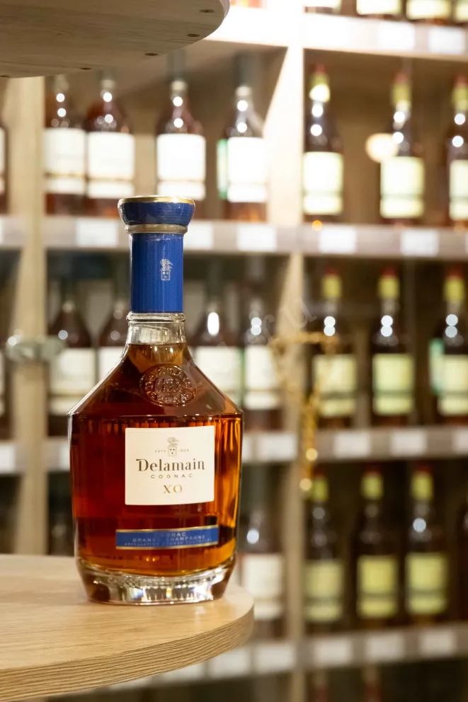 В магазине Крю Профи Delamain XO Grande Champagne in gift box 0.7 л