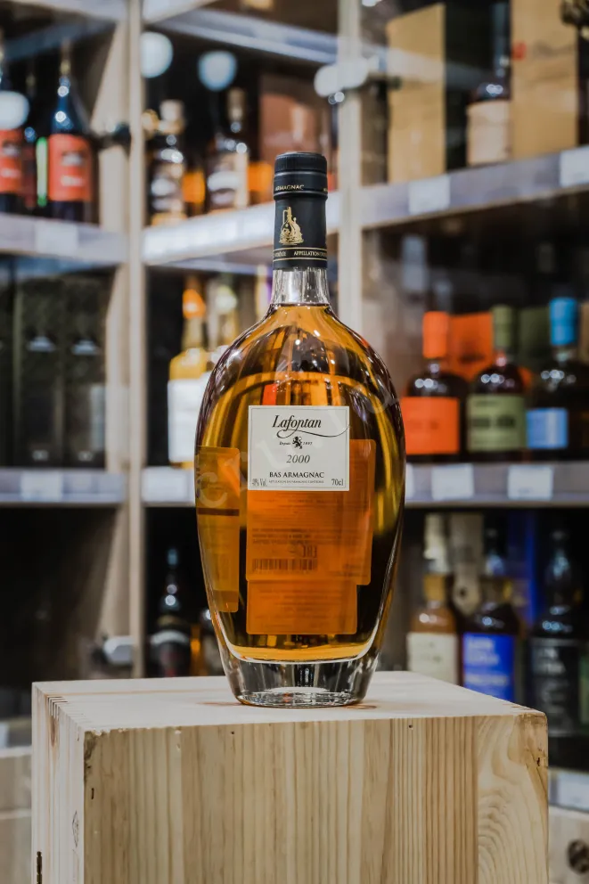 В магазине Крю Профи Lafontan Millesime 2000 0.7 л