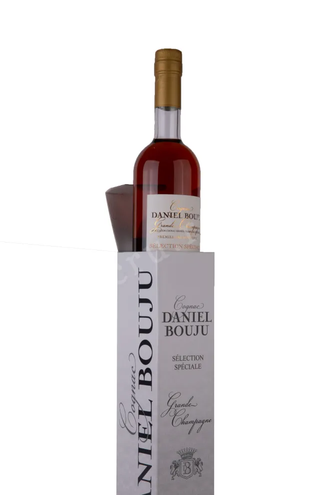 В подарочной коробке Daniel Bouju Selection Speciale gift box 2016 0.5 л