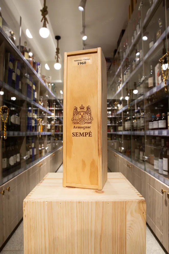 В магазине Крю Профи Sempe 1960 0.7 л