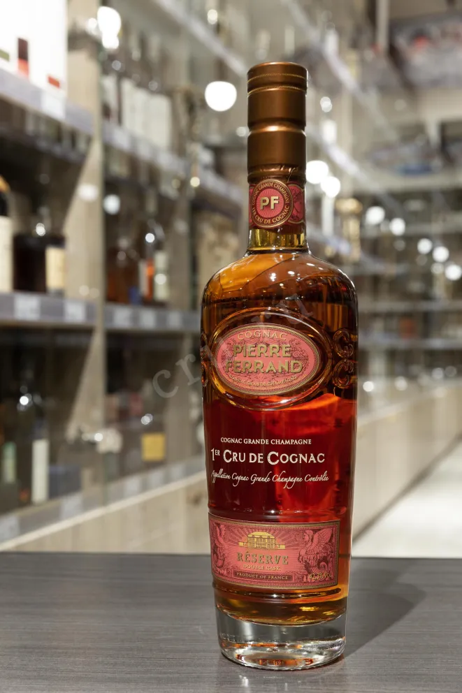 В магазине Крю Профи Pierre Ferrand Reserve 4 years in gift box 0.7 л