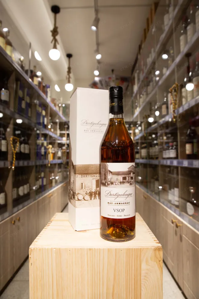 В магазине Крю Профи Dartigalongue VSOP 0.7 л