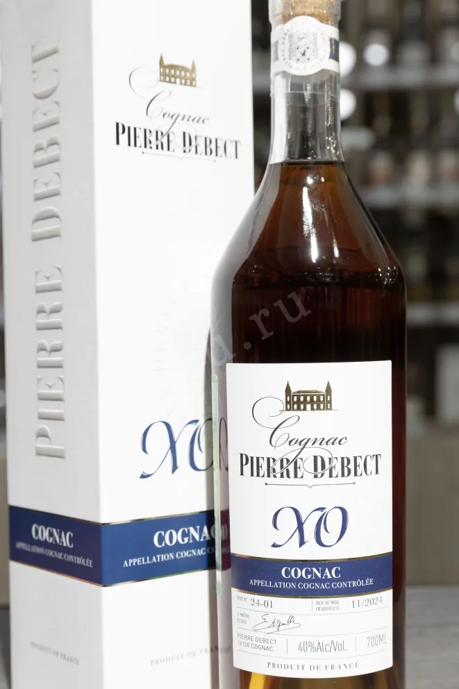 В магазине Крю Профи Pierre Debect XO in gift box 2013 0.7 л