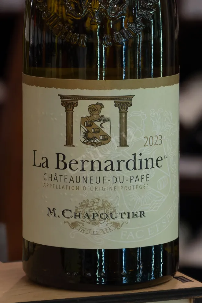 В магазине Крю Профи M.Chapoutier Chateauneuf-du-Pape La Bernardine AOC 2023 0.75 л