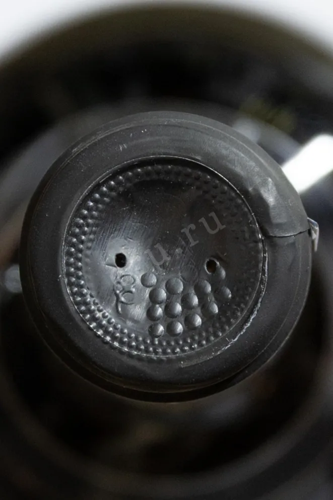 Пробка Winery Khareba Mukuzani 2022 0.75 л