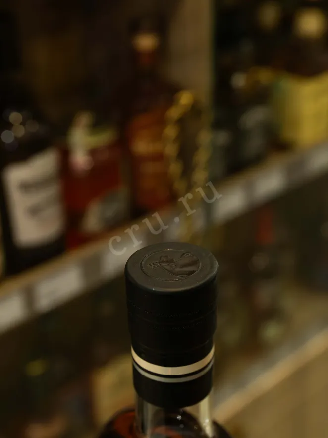 Пробка M&H Apex Sherry Cask gift box 0.7 л