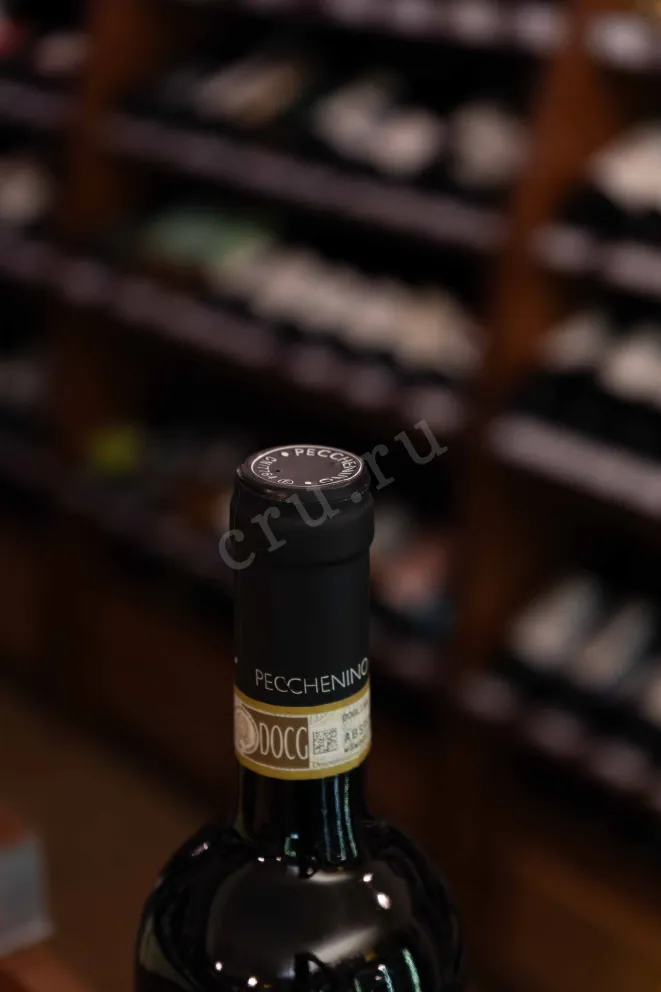 Пробка Pecchenino Siri d'Jermu Dogliani Superiore 2019 0.75 л