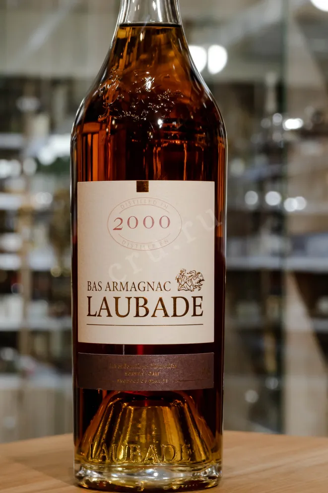 В магазине Крю Профи Chateau de Laubade 2000 0.7 л