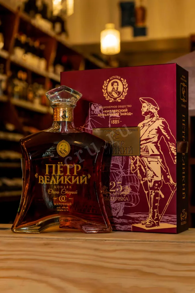В магазине Крю Профи Petr Velikyi OS 25 Years Old in gift box 0.7 л
