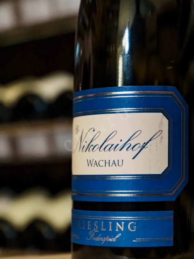 В магазине Крю Профи Nikolaihof Wachau Riesling Federspiel 2022 0.75 л