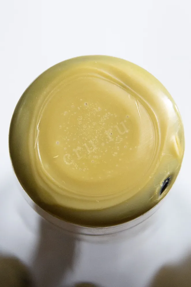 Пробка Fio Riesling Qualitatswein 2015 0.75 л