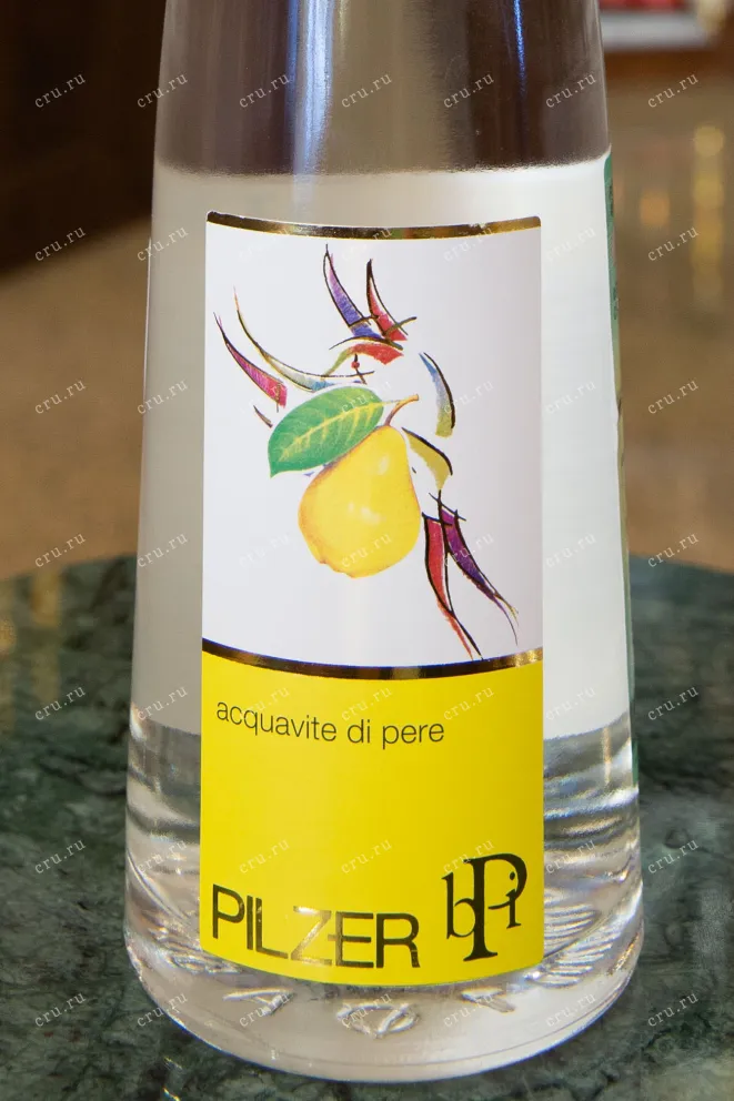Этикетка Pilzer di Pere Williams gift box 0.5 л