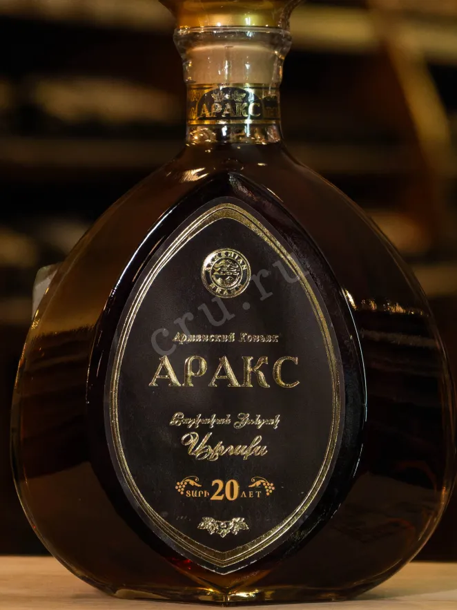 В магазине Крю Профи Araks 20 years 0.5 л