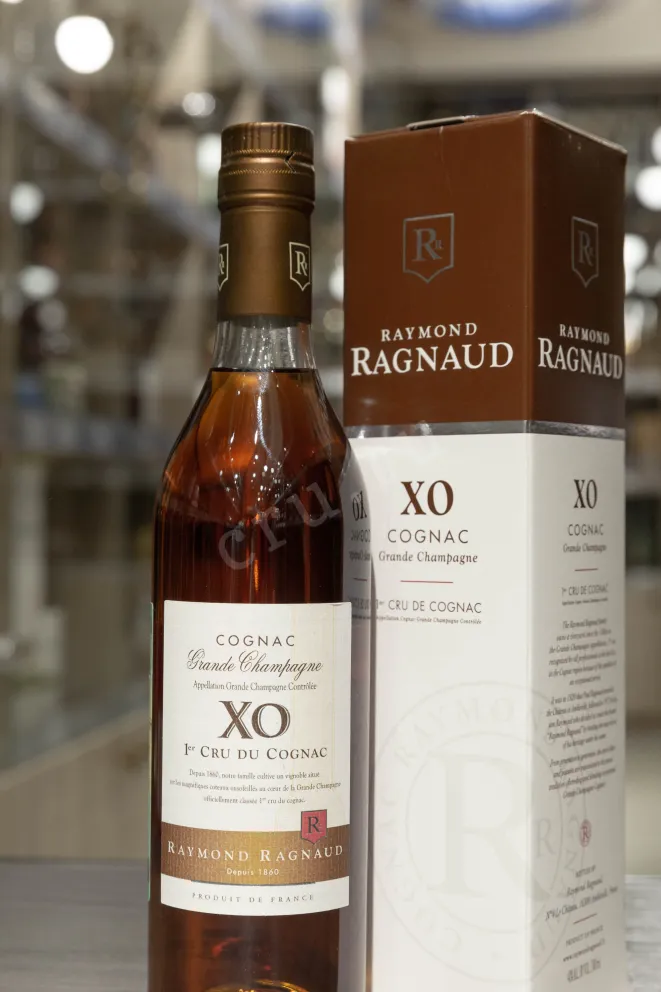 В магазине Крю Профи Raymond Ragnaud XO Grand Champagne 1er Cru De Cognac in gift box 0.5 л