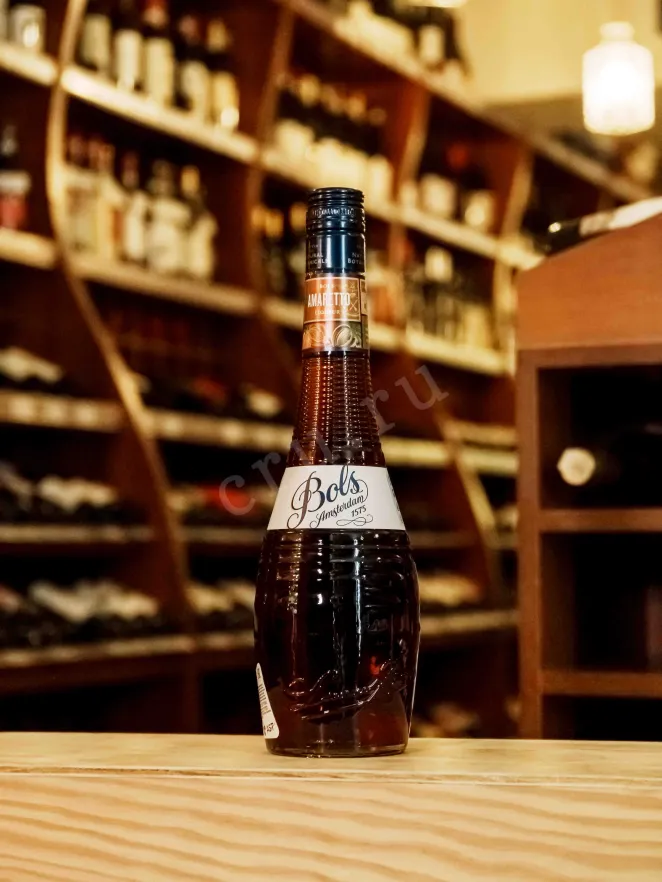 В магазине Крю Профи Bols Amaretto 0.7 л