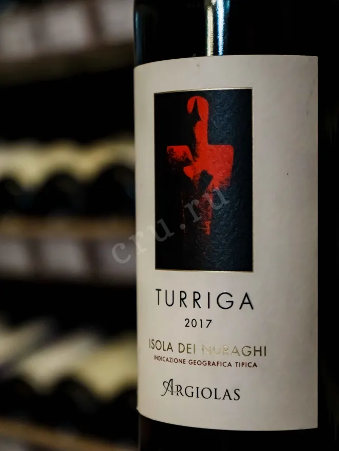В магазине Крю Профи Argiolas Turriga Isola Dei Nuraghi IGT 2017 0.75 л