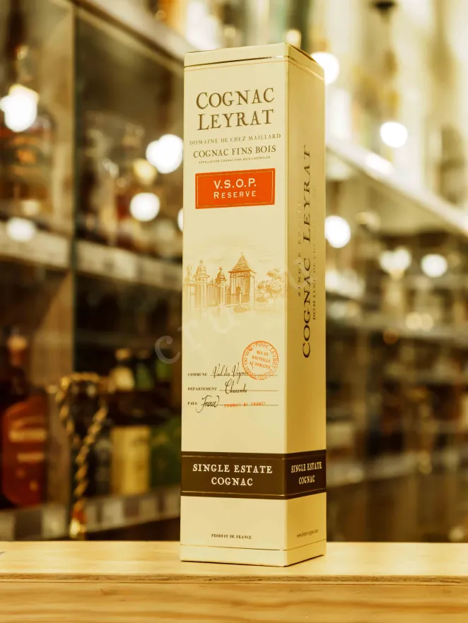 В магазине Крю Профи Leyrat VSOP gift box 0.7 л
