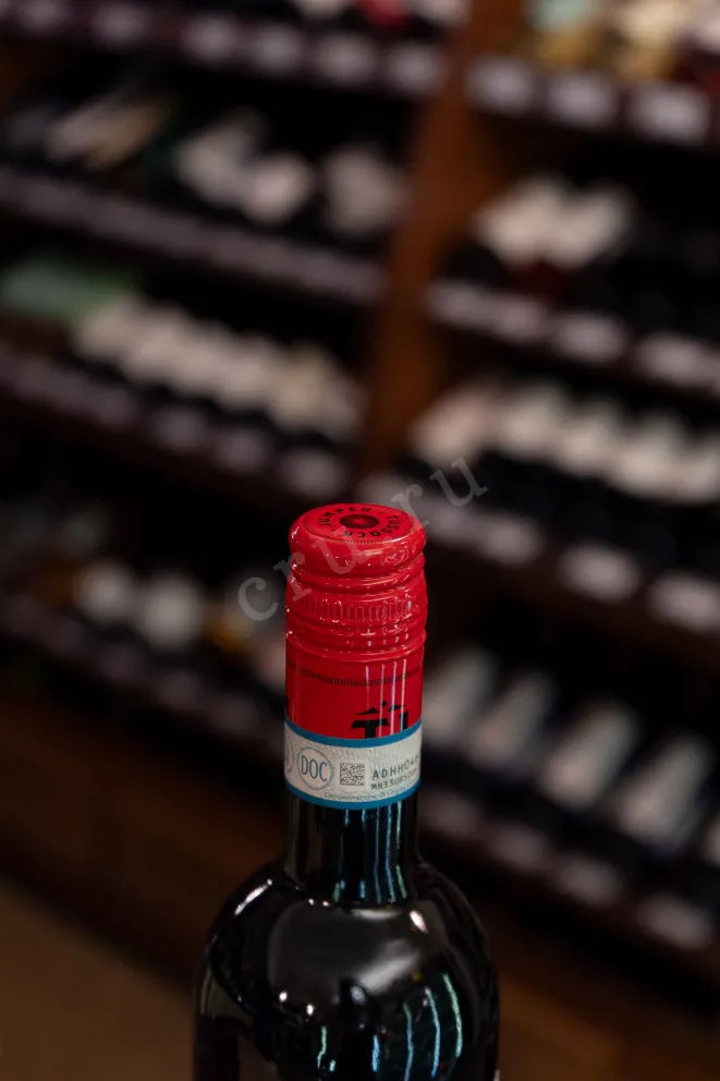 Пробка Tussock Jumper Nero d'Avola 2022 0.75 л