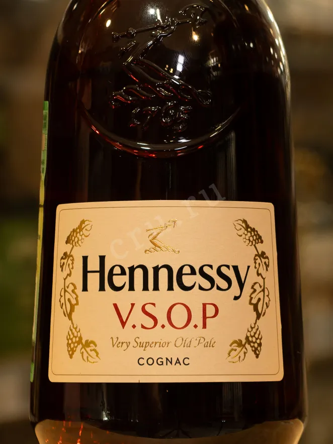 В магазине Крю Профи Hennessy VSOP 0.7 л