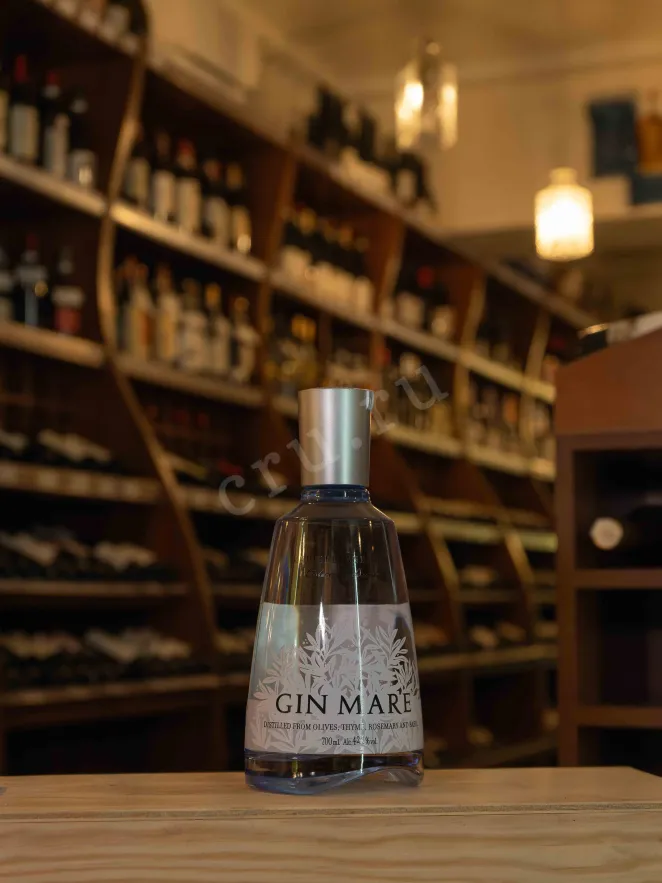 В магазине Крю Профи Gin Mare Medditerian gift set with glass 0.7 л
