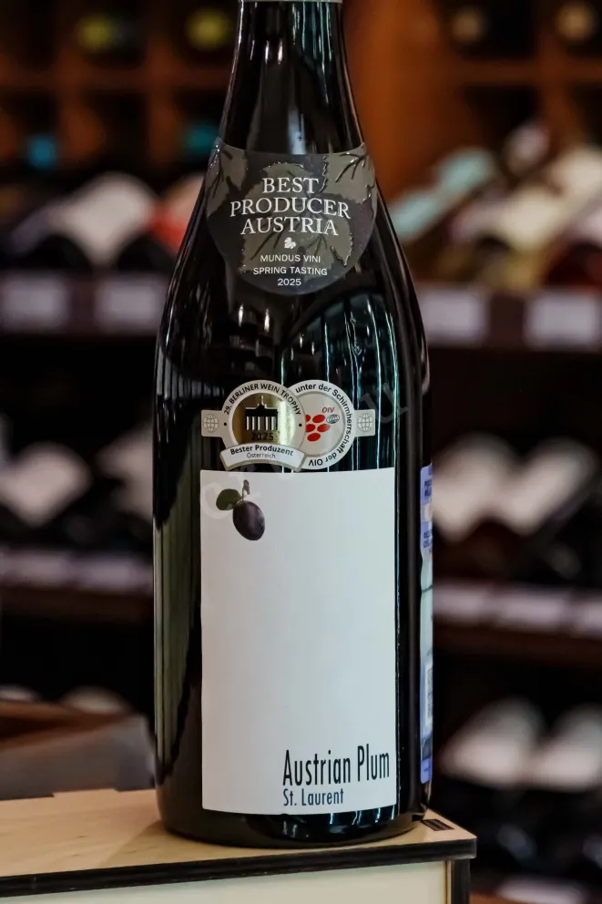В магазине Крю Профи Weingut R&A Pfaffl Austrian Plum 2024 0.75 л