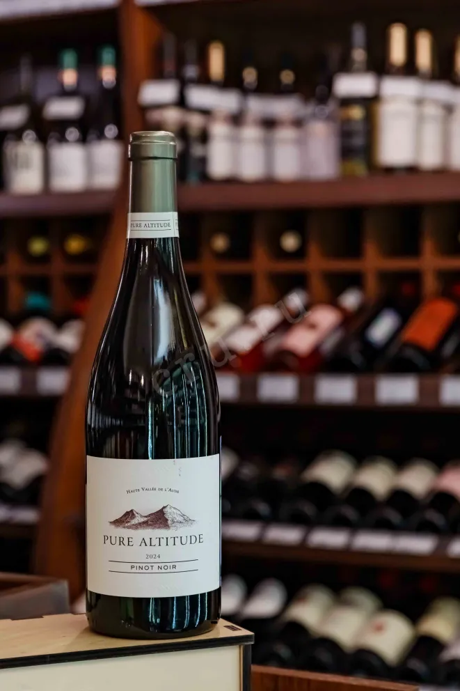 В магазине Крю Профи Pure Altitude Pinot Noir IGP 2024 0.75 л