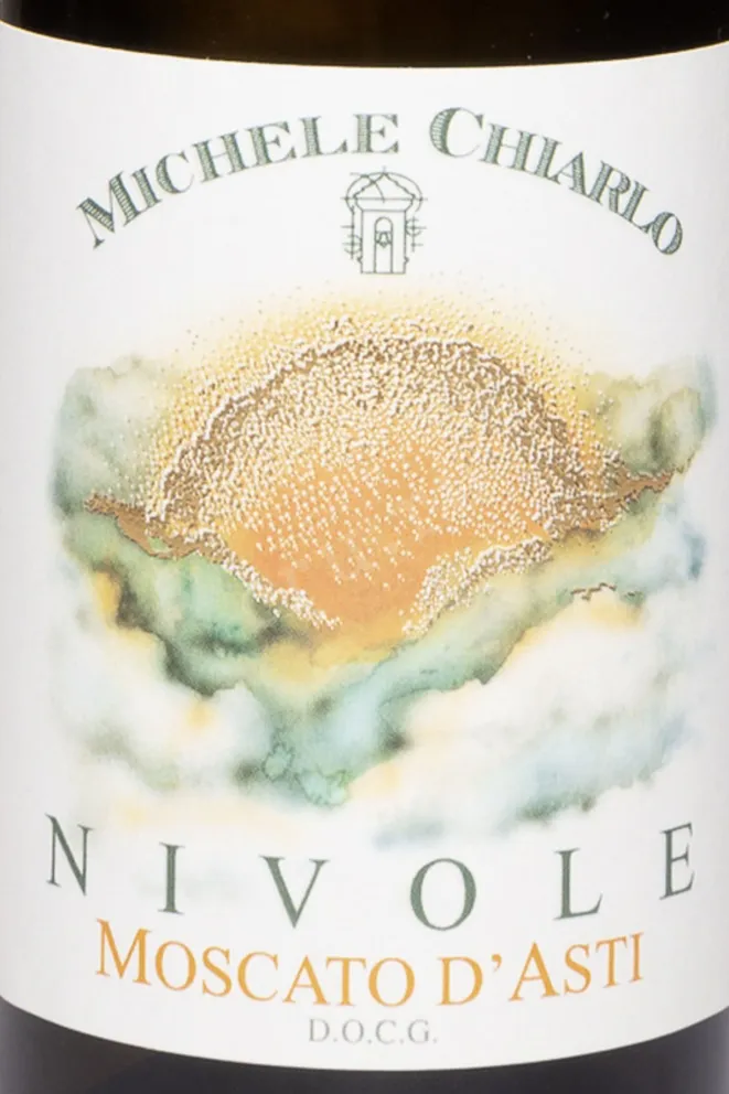 Этикетка Michele Chiarlo Nivole Moscato d'Asti DOCG 2024 0.375 л