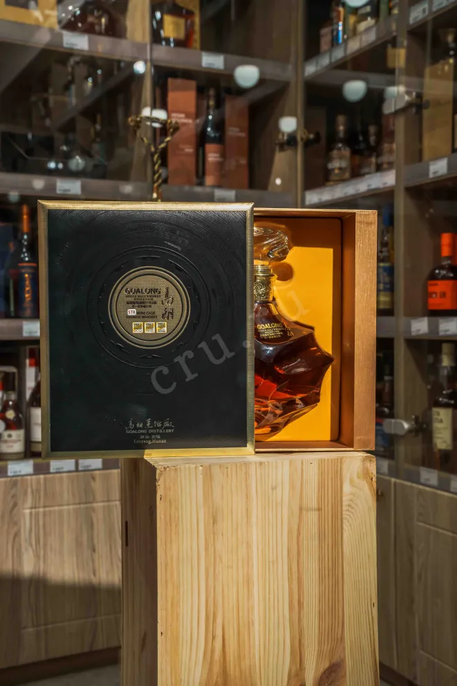 В магазине Крю Профи Goalong Single Malt Wine Cask in gift box 0.7 л