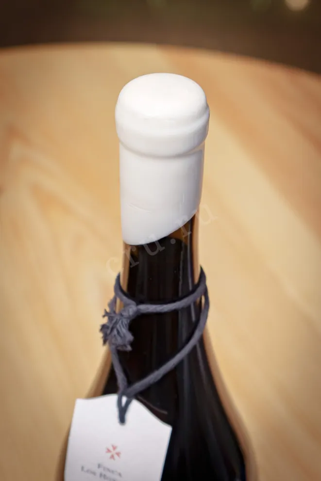 Пробка Finca Los Hoyales Ribera del Duero 2015 0.75 л