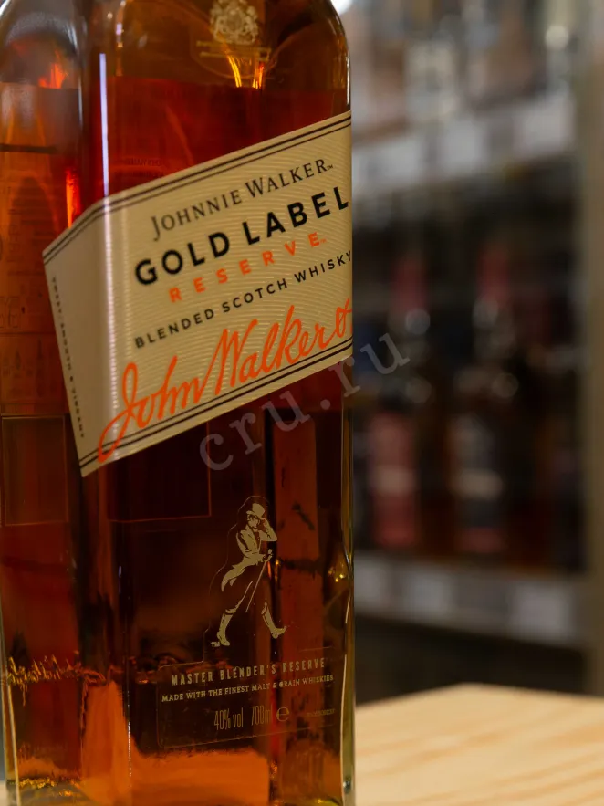 В магазине Крю Профи Johnnie Walker Gold Label Reserve 0.7 л