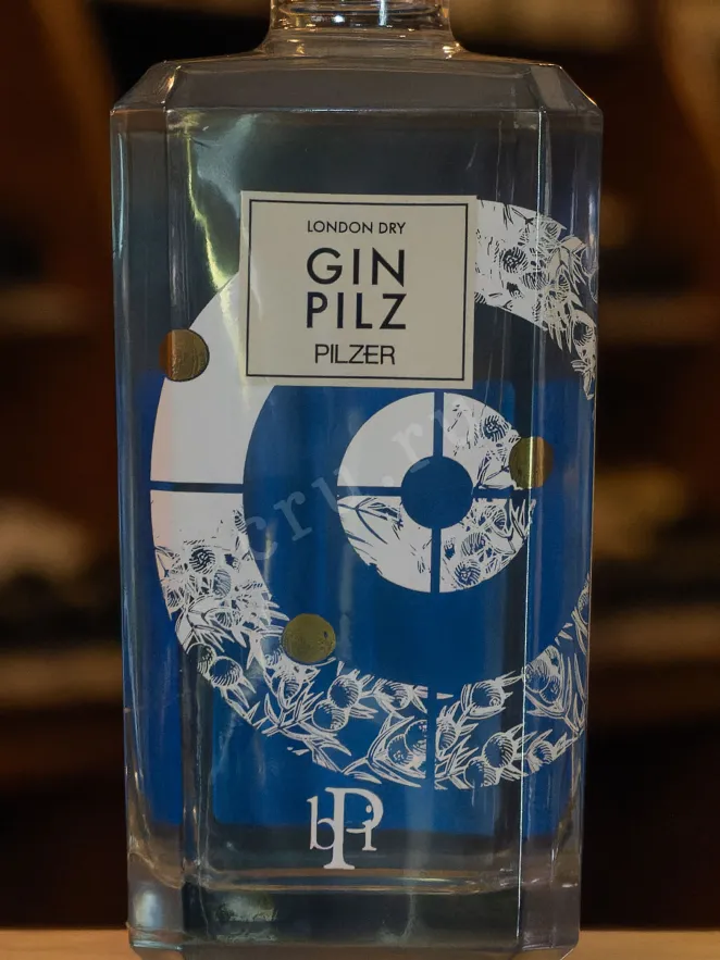 В магазине Крю Профи Pilzer GinPilz Dry in gift box 0.75 л
