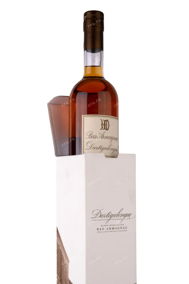 В подарочной коробке Bas Armagnac Dartigalongue VSOP AOC gift box 2015 0.5 л