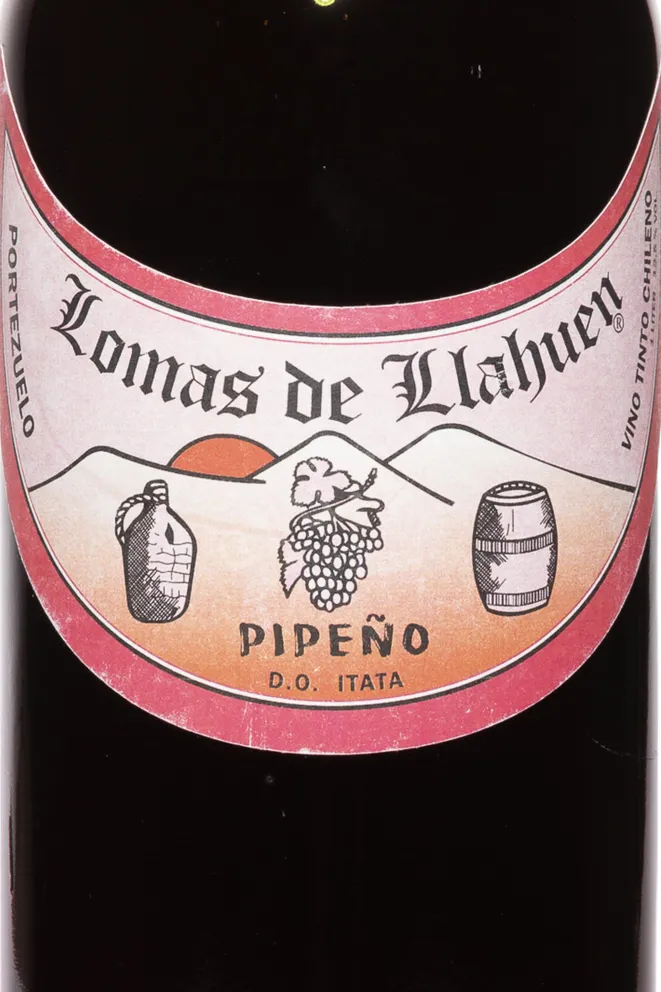 Этикетка Lomas de Llahuen Pipeño 2022 1 л