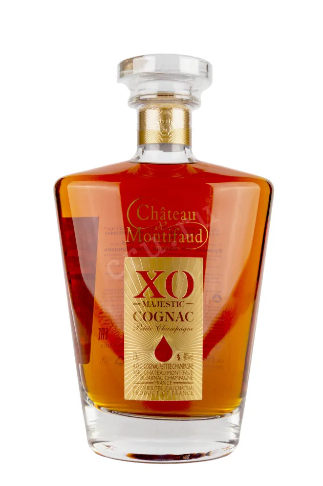 Бутылка Chateau Montifaud Petit Champagne XO Majestic gift box 0.7 л