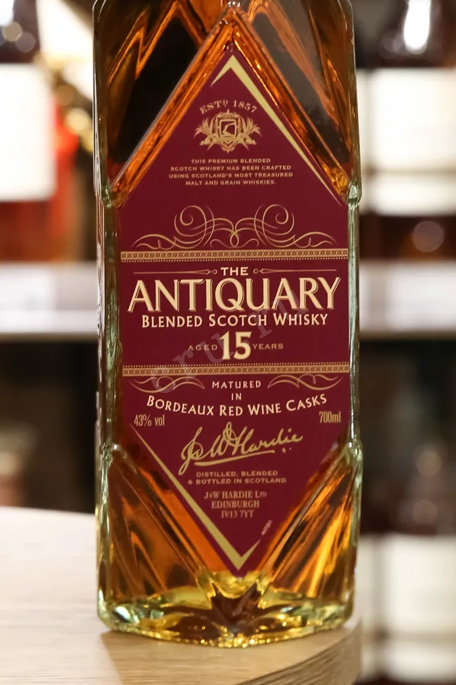 В магазине Крю Профи The Antiquary 15 years in gift box 0.7 л