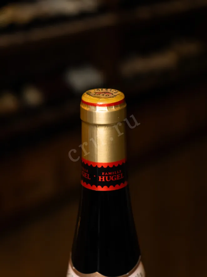 Пробка Hugel Pinot Noir Classic 2017 0.75 л