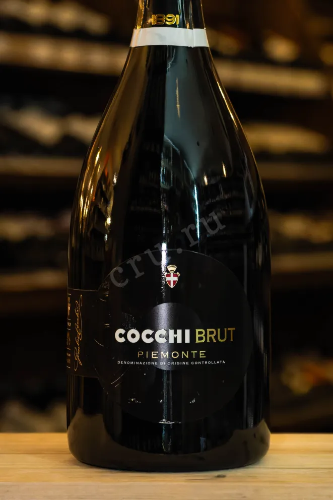 В магазине Крю Профи Cocchi Brut Piemonte DOC 0.75 л